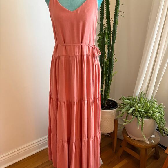 Splendid Dresses & Skirts - Splendid Pink Viscose Linen Blend Tiered Maxi Dress Boho Coastal Medium